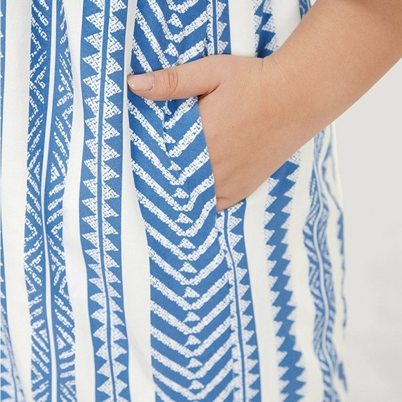 BloomChic Plus Size 3XL Geometric Print Wrap Pocket Lantern Sleeve Knee Dress - Picture 5 of 8